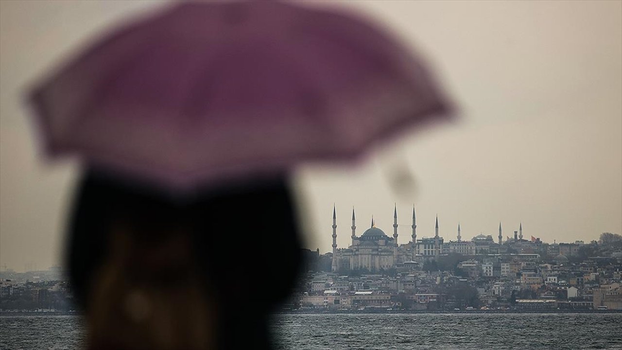 İstanbullular dikkat! Gök gürültülü sağanak geliyor!