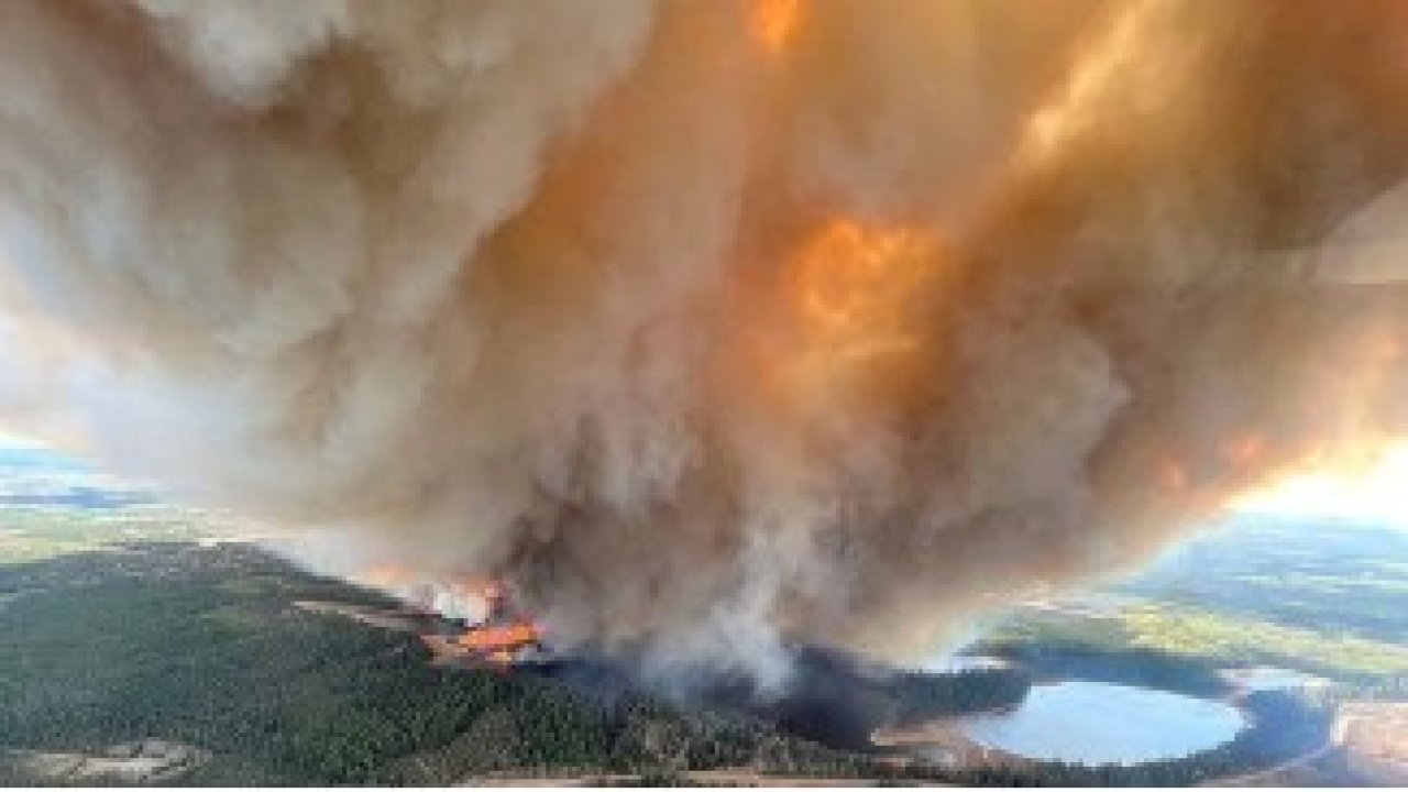 Kanada'da 78 noktada orman yangını: 13 bin kişi tahliye edildi