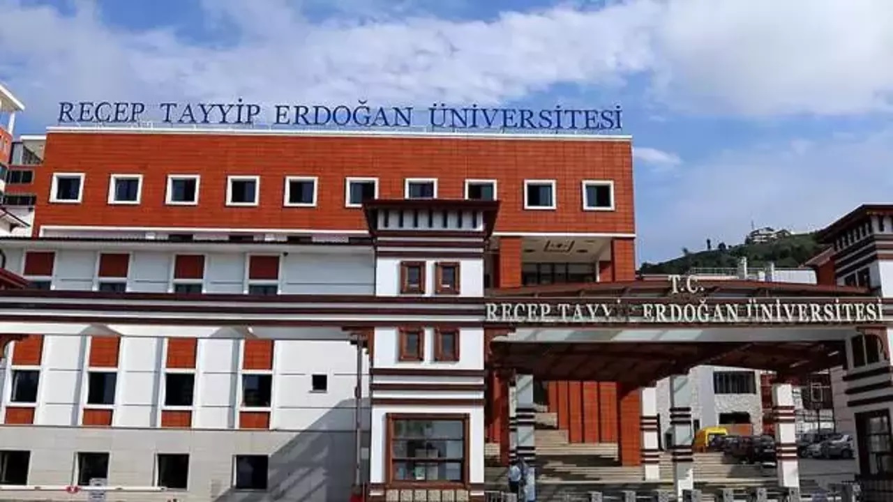 Recep Tayyip Üniversitesi 43 Öğretim Üyesi Alımı Yapacak