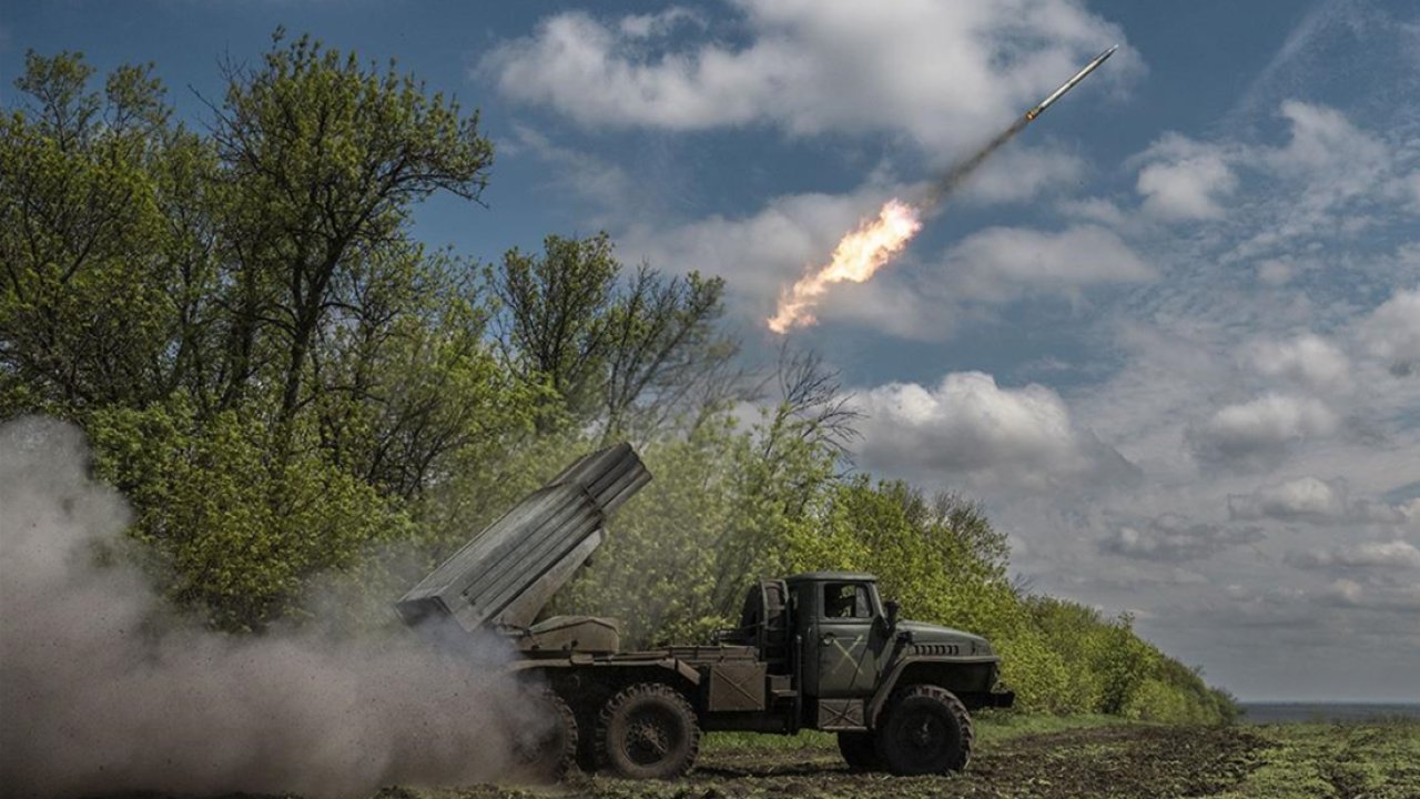 Donetsk bölgesinde yoğun çatışmalar sürüyor