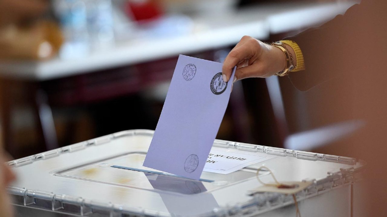 İstanbul'da kayıtlı seçmen sayısında artış: En fazla seçmen hangi ilçede?