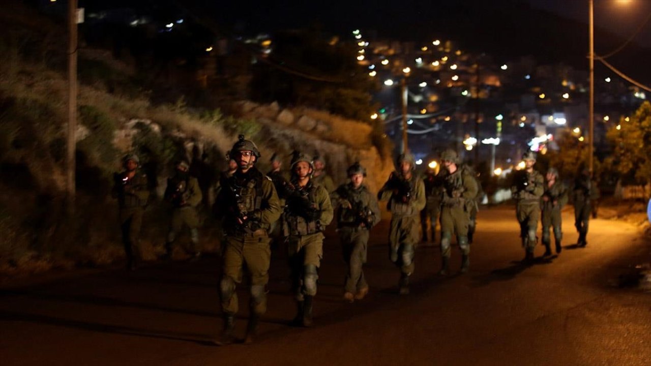 İsrail ordusundan Nablus'a saldırı: 3 Filistinliyi öldürdü