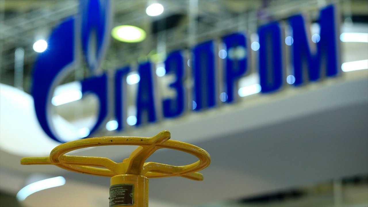 Gazprom'un net karı geriledi