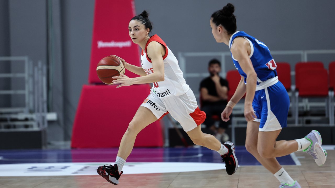 A Milli Kadın Basketbol Takımı, Yunanistan'ı mağlup etti