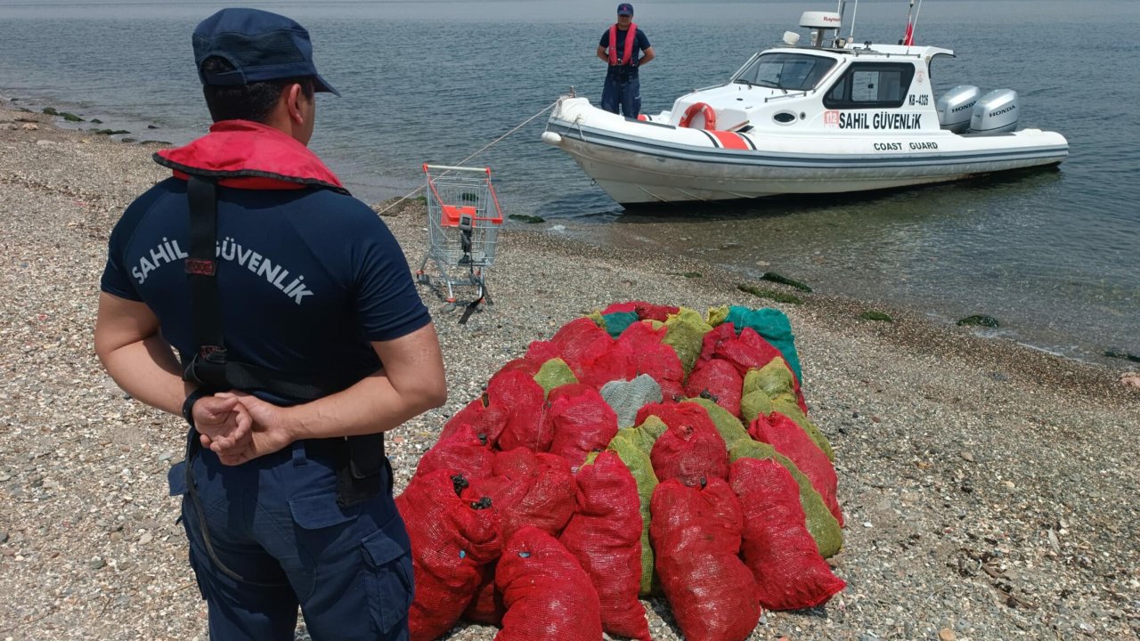 Sahil Güvenlik kaçakçılara göz açtırmadı: 17 kişiye 657 bin lira ceza yazdı
