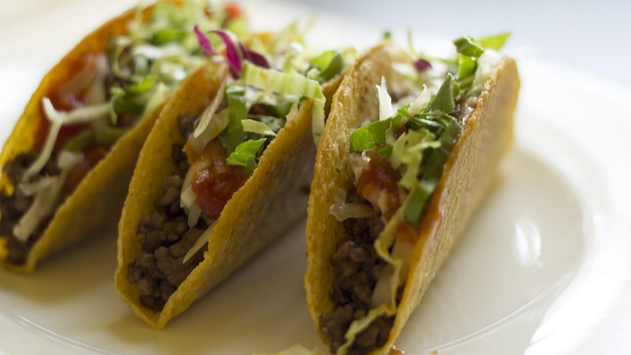 Meksika mutfağını evinize taşıyın! İşte hem leziz hem pratik Taco tarifi