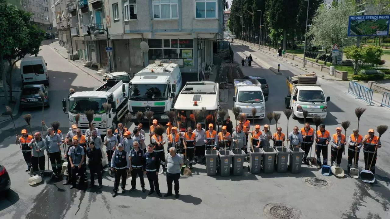 Zeytinburnu'nda bahar temizliği tüm hızıyla devam ediyor