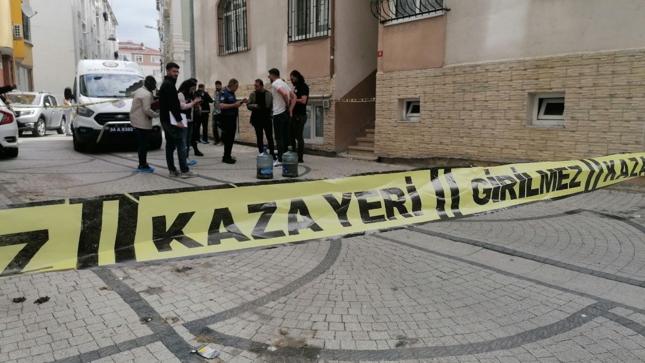 İstanbul'da bıçaklı katliam: 16 yaşındaki çocuk annesi, ablası ve komşusunu öldürdü