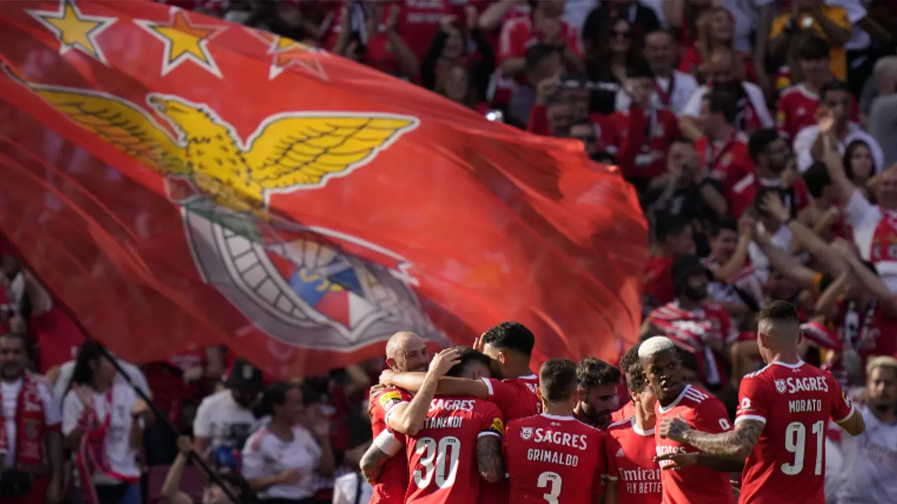 Benfica, 38'inci Portekiz lig şampiyonluğunu kazandı