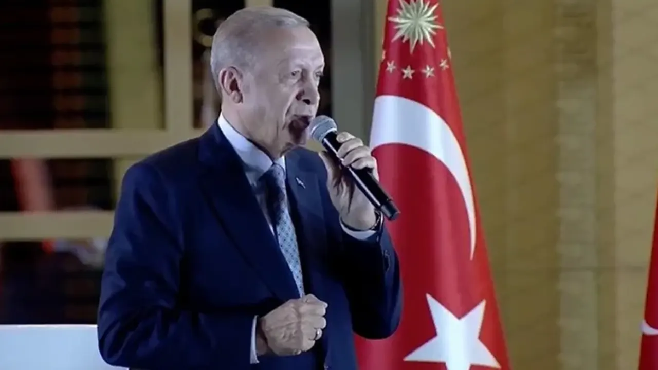 Erdoğan balkonda konuştu: Kazanan demokrasidir, bugün kimse kaybetmemiştir