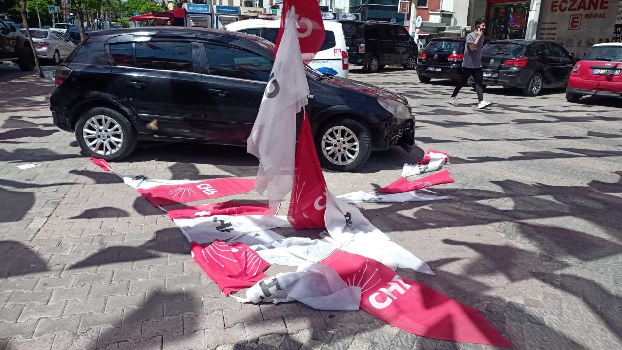 CHP bayrakları yerlerde! Mehmet Mert’ten sert tepki: Hesap sorulmalı!