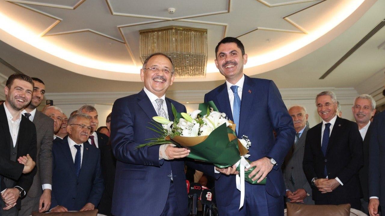 Murat Kurum görevini Bakan Özhaseki'ye devretti