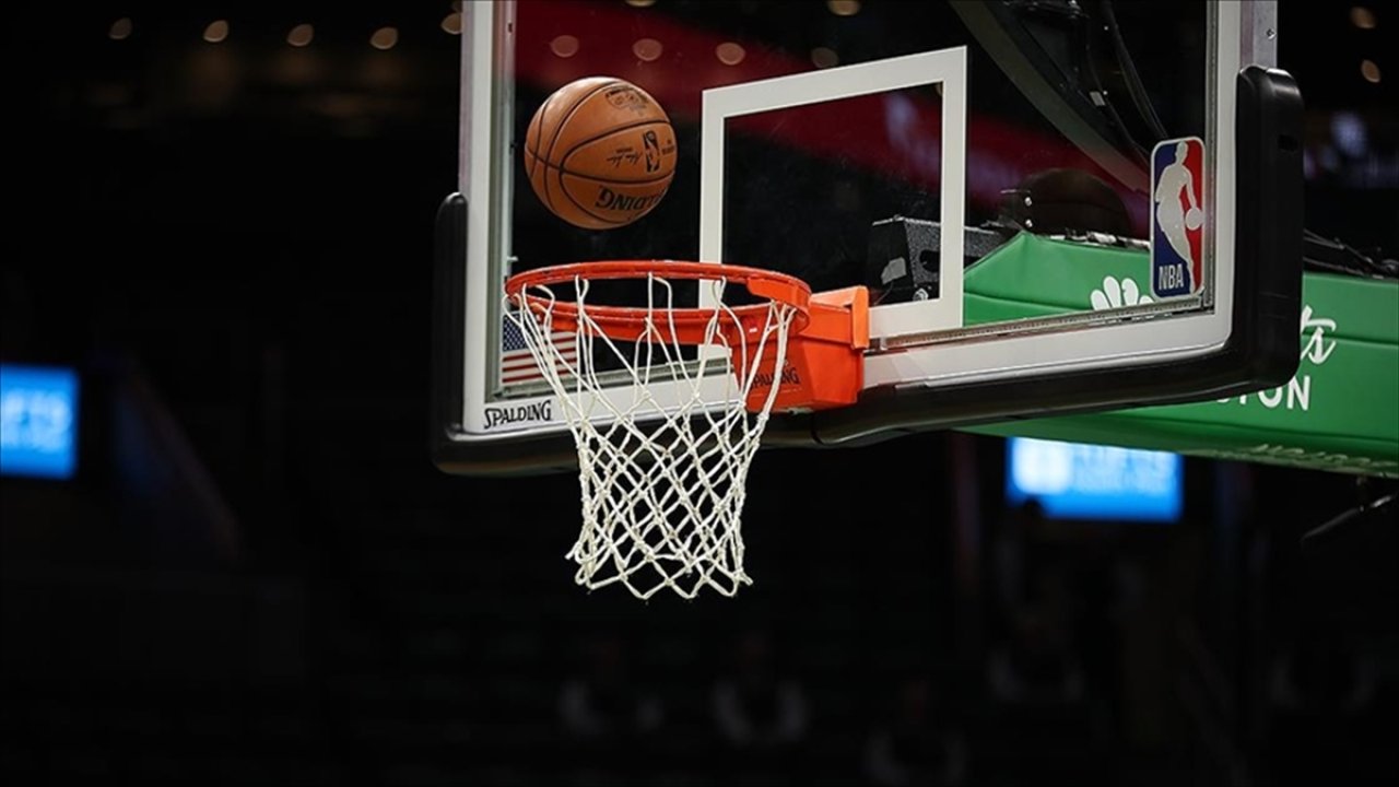 Heat, NBA finalinde skoru eşitledi