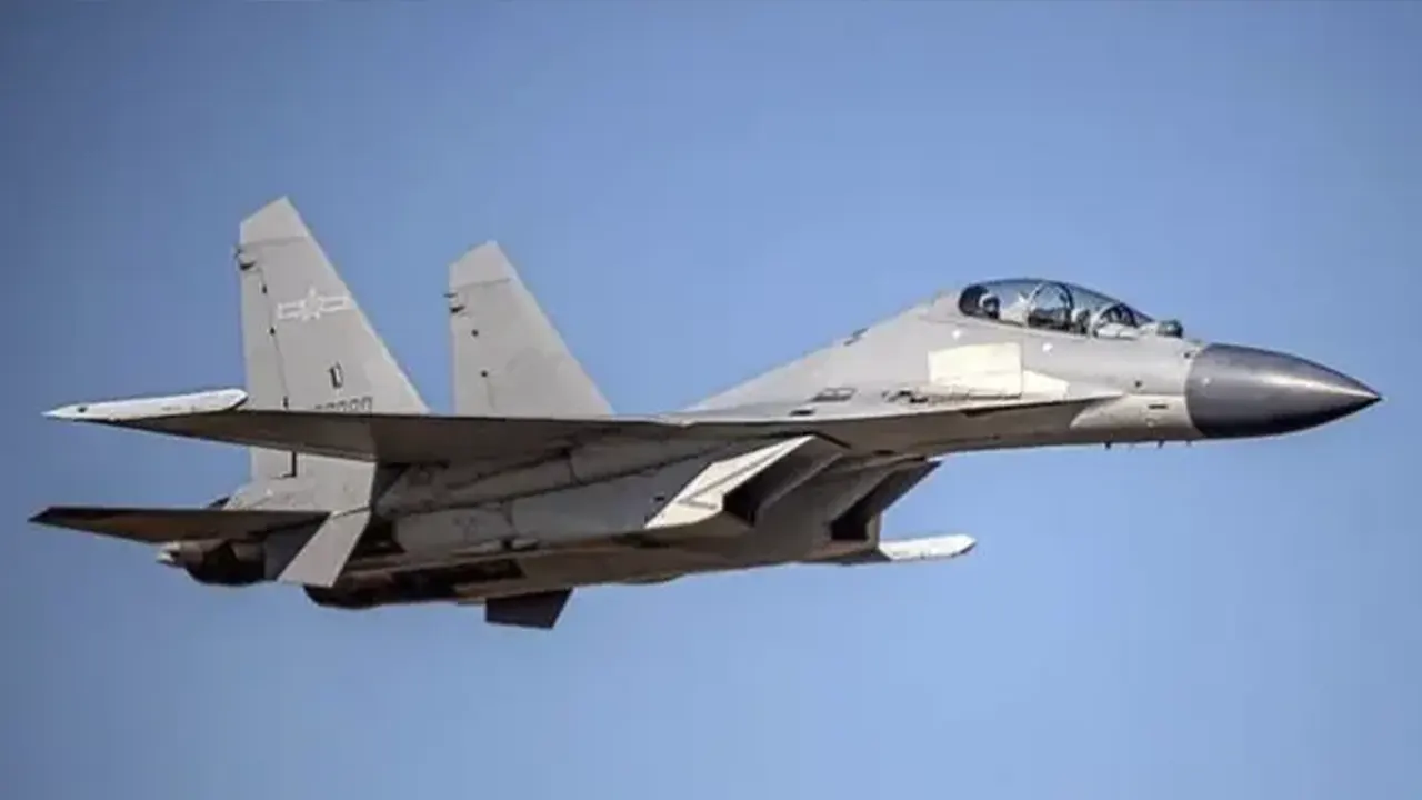 Tayvan ve Çin arasında gerilim: Savaş uçakları peş peşe uçuşlar yaptı