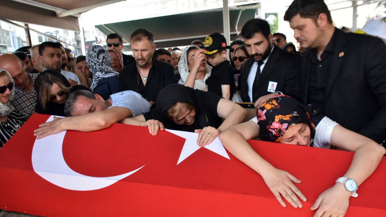 Meslektaşı tarafından şehit edilen polis, Kırklareli'nde toprağa verildi