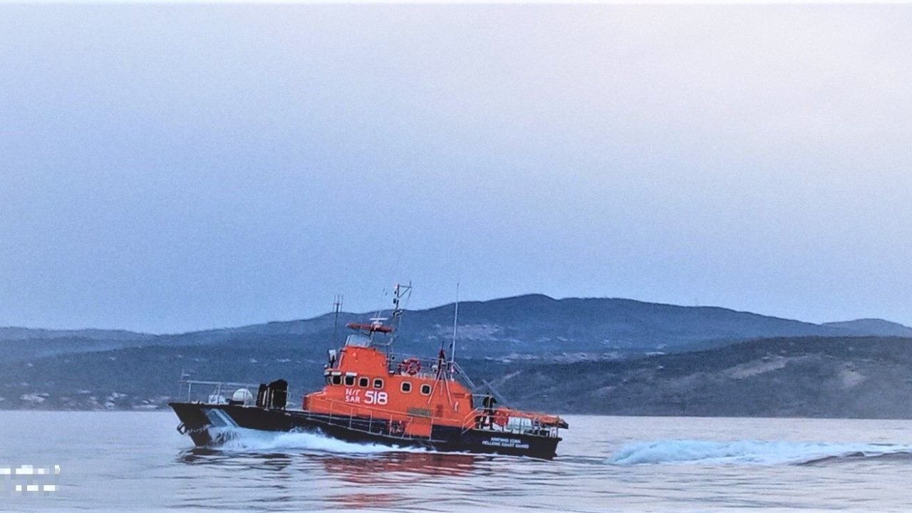 Göçmen teknesi alabora oldu: 17 ölü