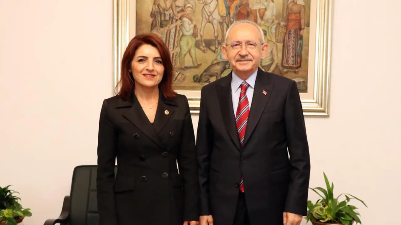 Mersin Milletvekili Gülcan Kış’tan CHP Lideri Kılıçdaroğlu’na ziyaret