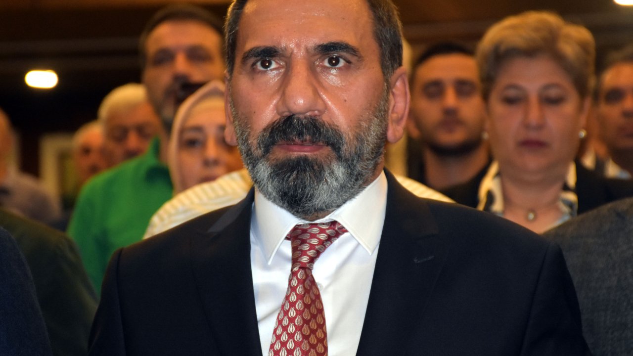 Sivasspor'da mevcut başkan yeniden seçildi