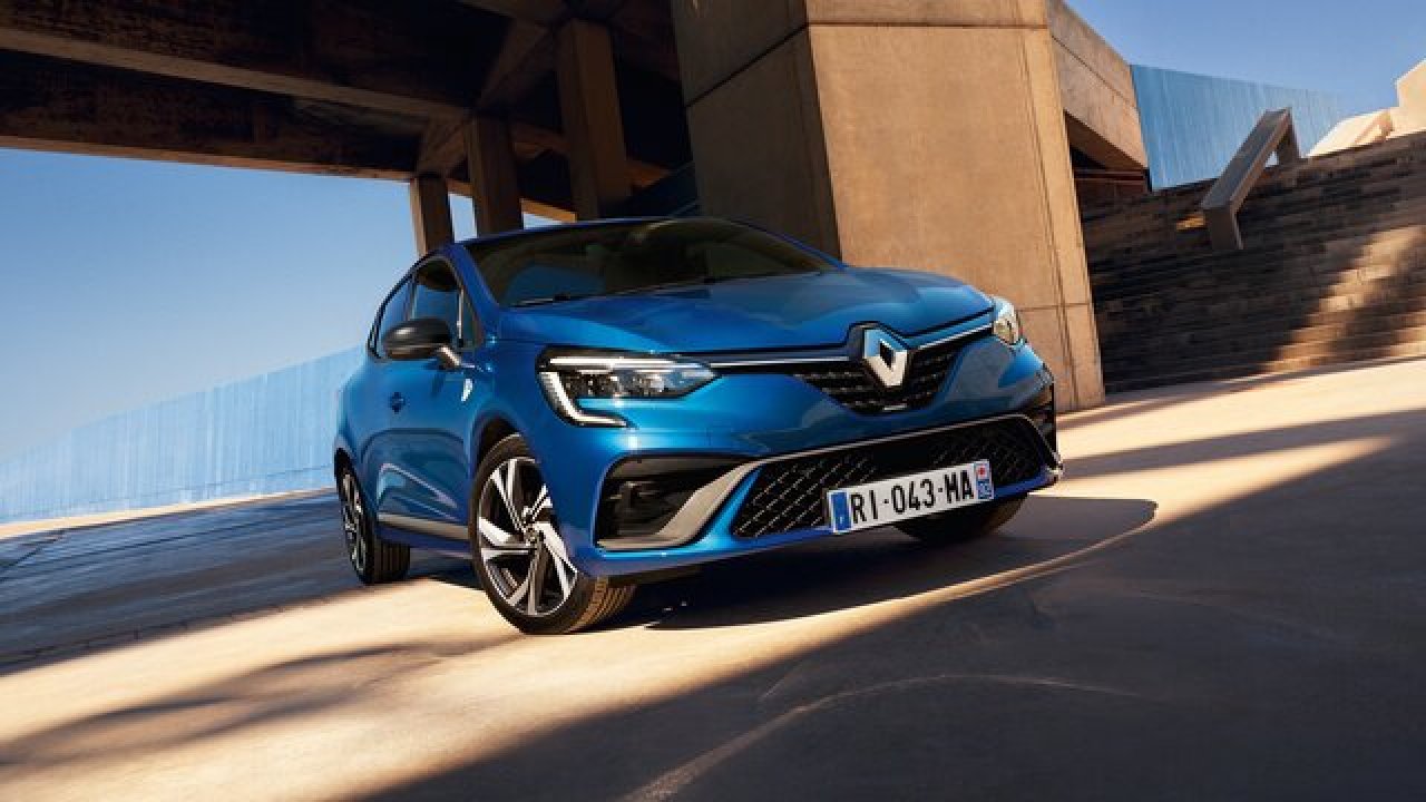 Renault piyasaları altüst edecek fiyatları duyurmaya hazırlanıyor! 320 bin TL’ye yeni Clio paketi gelebilir! O detaya dikkat!