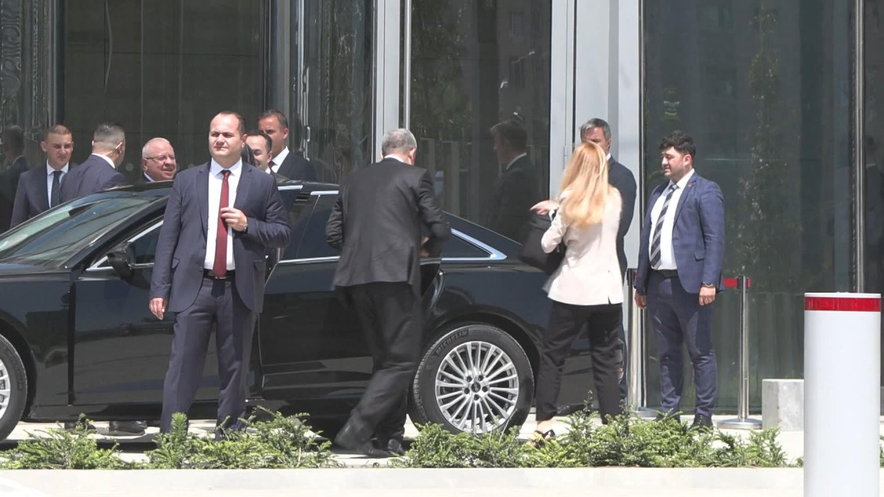 Merkez Bankası Başkanı Erkan banka yöneticileriyle bir araya geldi