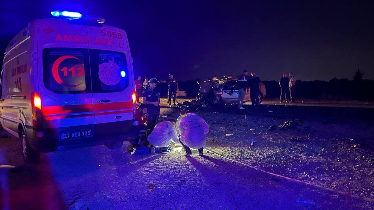 Gaziantep'te korkunç kaza: 6 ölü, 1 yaralı