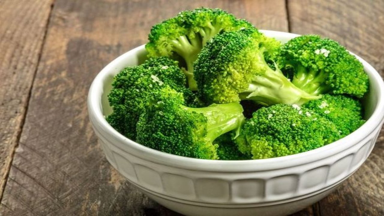 Brokolinin Faydasını Katlayan Sihirli Üçlü: Zeytinyağı, Limon ve 30 Dakika