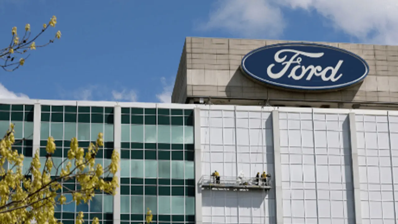 Ford işten çıkarmalara gidiyor: En az bin çalışanın işine son verilecek