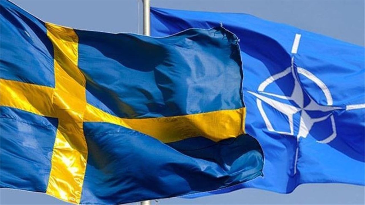 İsveç'in NATO üyeliğine onay oturumu erteledi