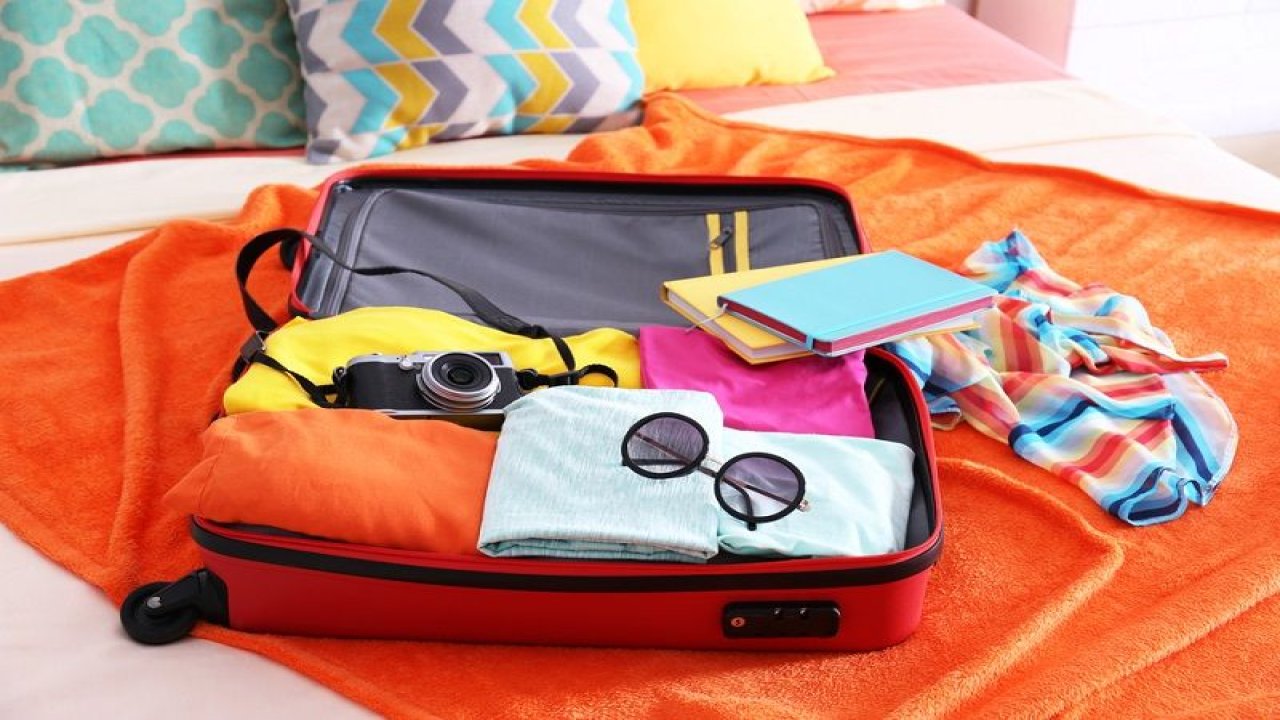 Yaz Rüyasına Hazır Olun: Tatil Bavulu İçin Şart Olan Parçalar ve Pratik Hazırlık Önerileri