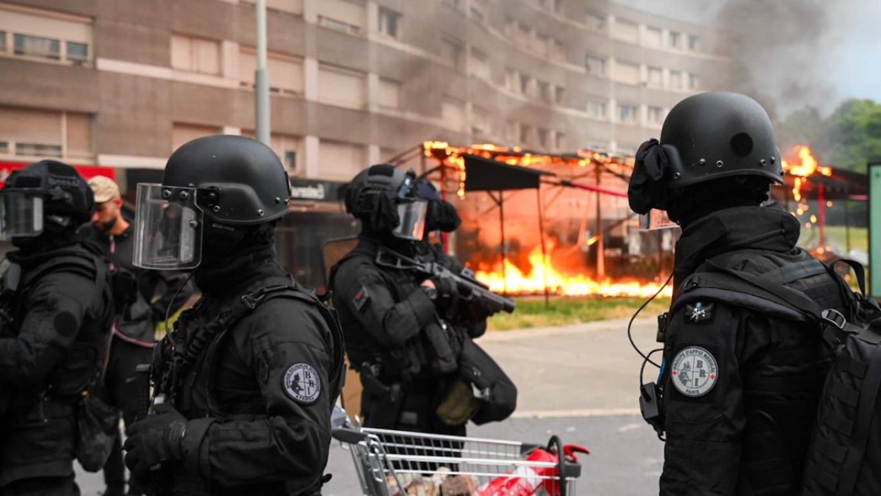 Fransa’da gerilim tırmanıyor: 719 kişi gözaltına alındı