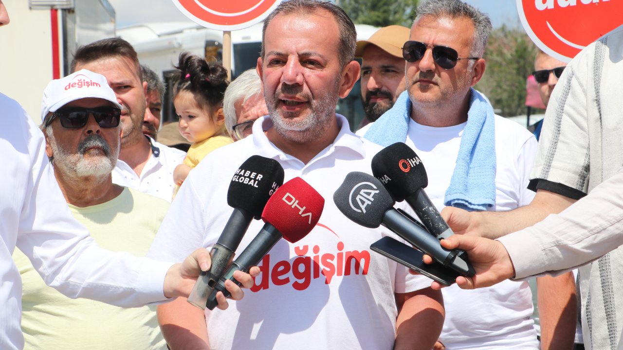 Tanju Özcan, Ankara'ya adaylık mesajı ile giriş yaptı