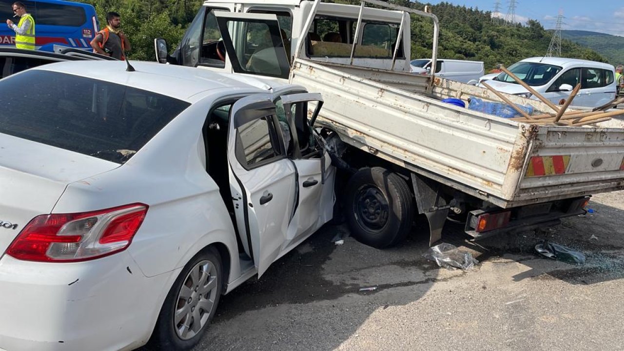 Anadolu Otoyolu'nda kaza: 11 yaralı