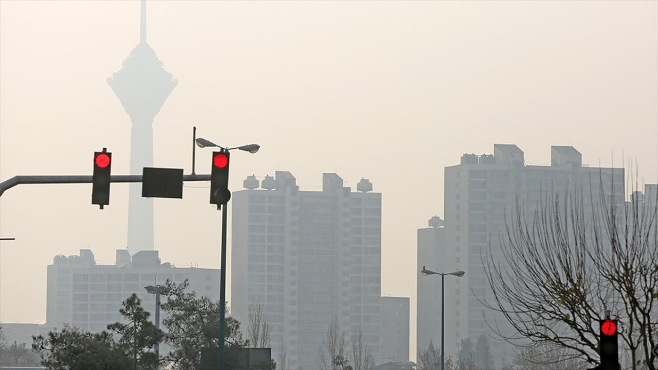 Hava kirliliği nedeniyle devlet kurumları tatil edildi
