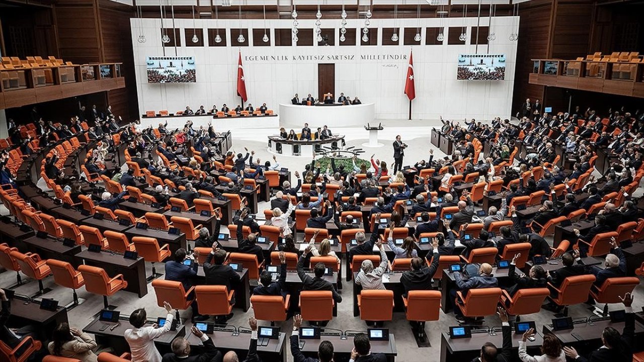 Meclis Akbelen için olağanüstü toplandı: Genel görüşme önergesi reddedildi