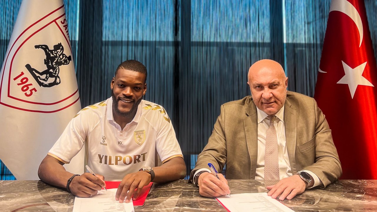 Samsunspor, Ntcham ile 3 yıllık sözleşme imzaladı
