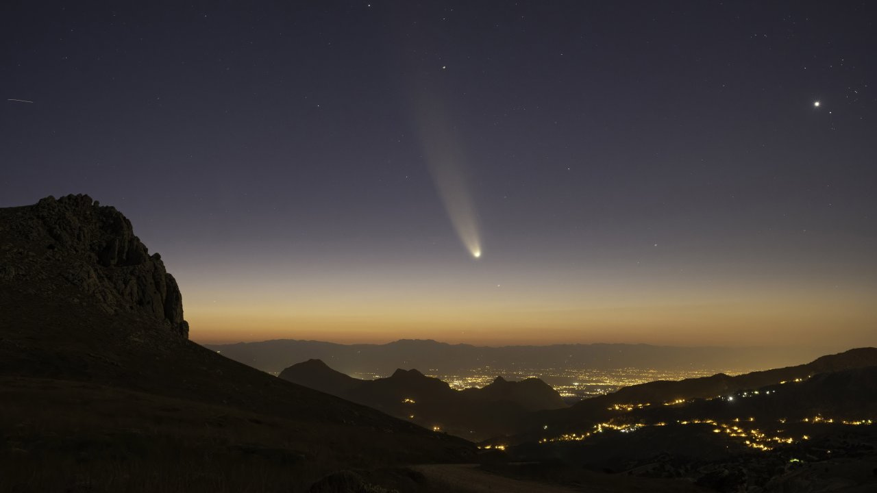 Perseid meteor yağmuru için tarih belli oldu: Saniyede 59 kilometre hızla atmosfere girecek
