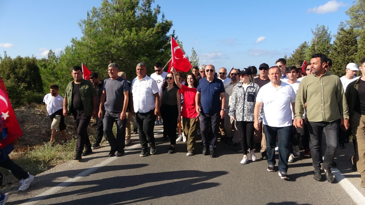 Ümit Özdağ: Türk milletinin kasasına iade edeceğiz