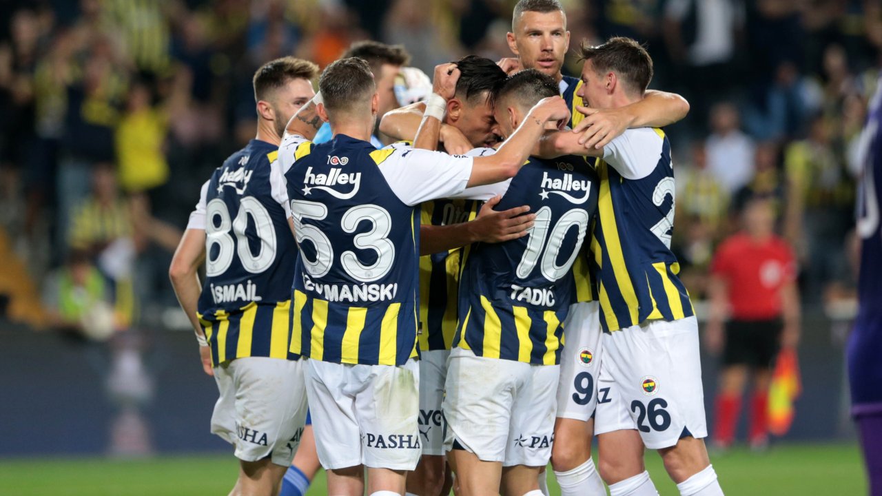 Fenerbahçe, tur perdesini araladı