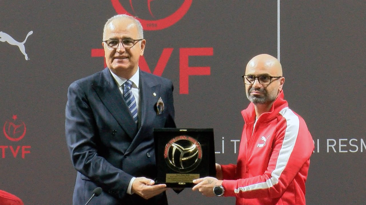 Türkiye Voleybol Federasyonu'na yeni sponsor: Anlaşma imzalandı