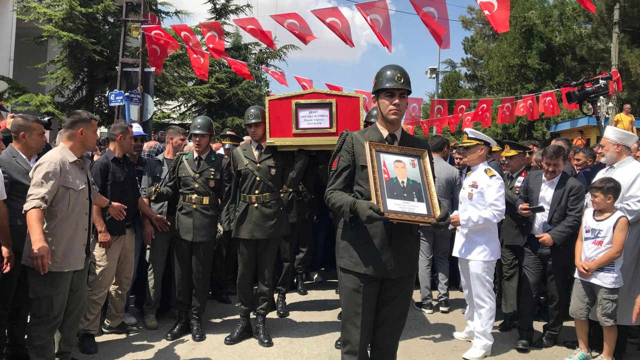 Şehit Teğmen, Ankara'da son yolculuğuna uğurlandı