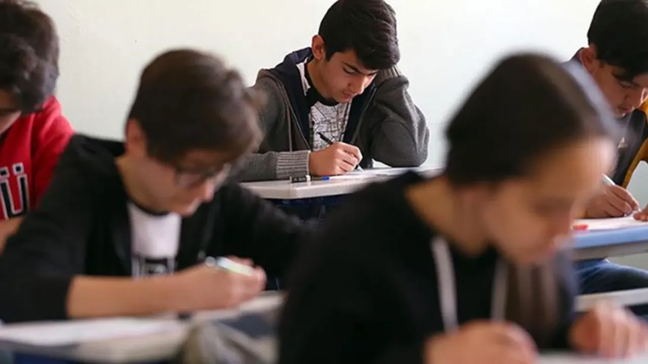 Eğitim sisteminde 'ortak sınav' dönemi: Test usulü sınav uygulamasına son