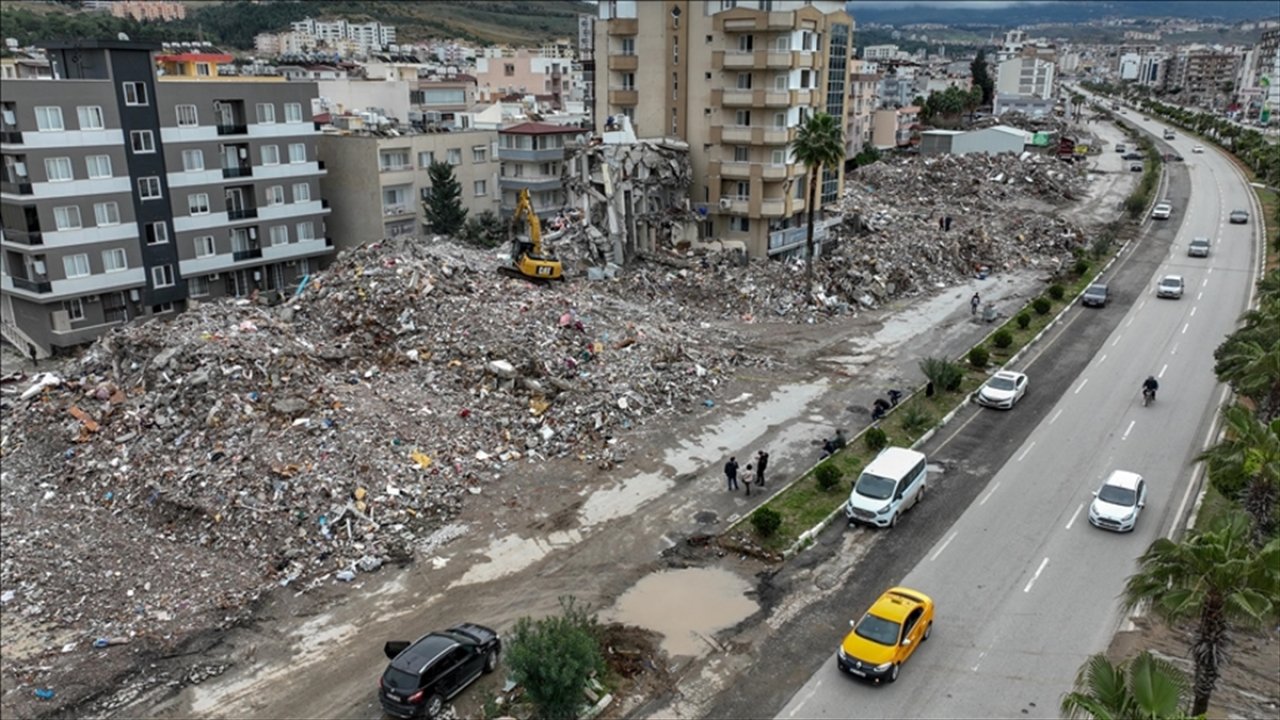 Dünya Bankası'ndan deprem bölgesine 1 milyar dolarlık kredi