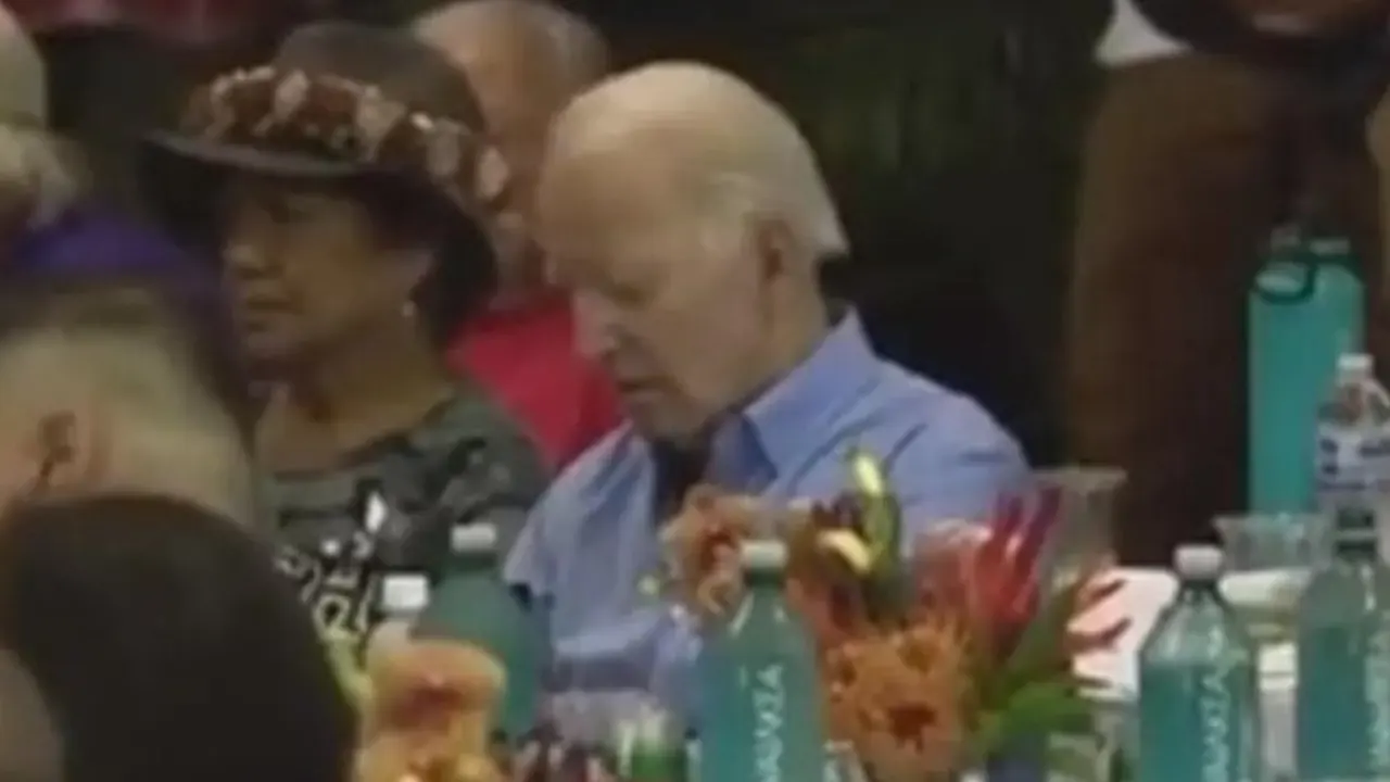 Biden'ın Hawaii'deki programda uyuklaması gündem oldu
