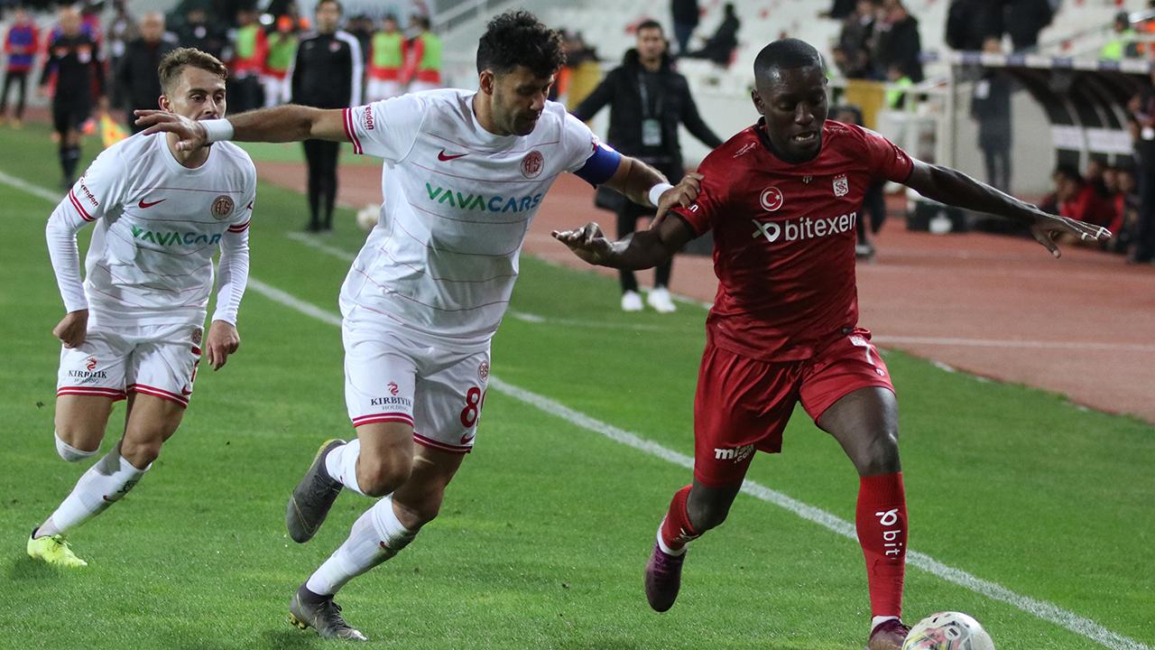 Sivasspor Antalyaspor maçı canlı izle Bein Sports 1 26 Ağustos