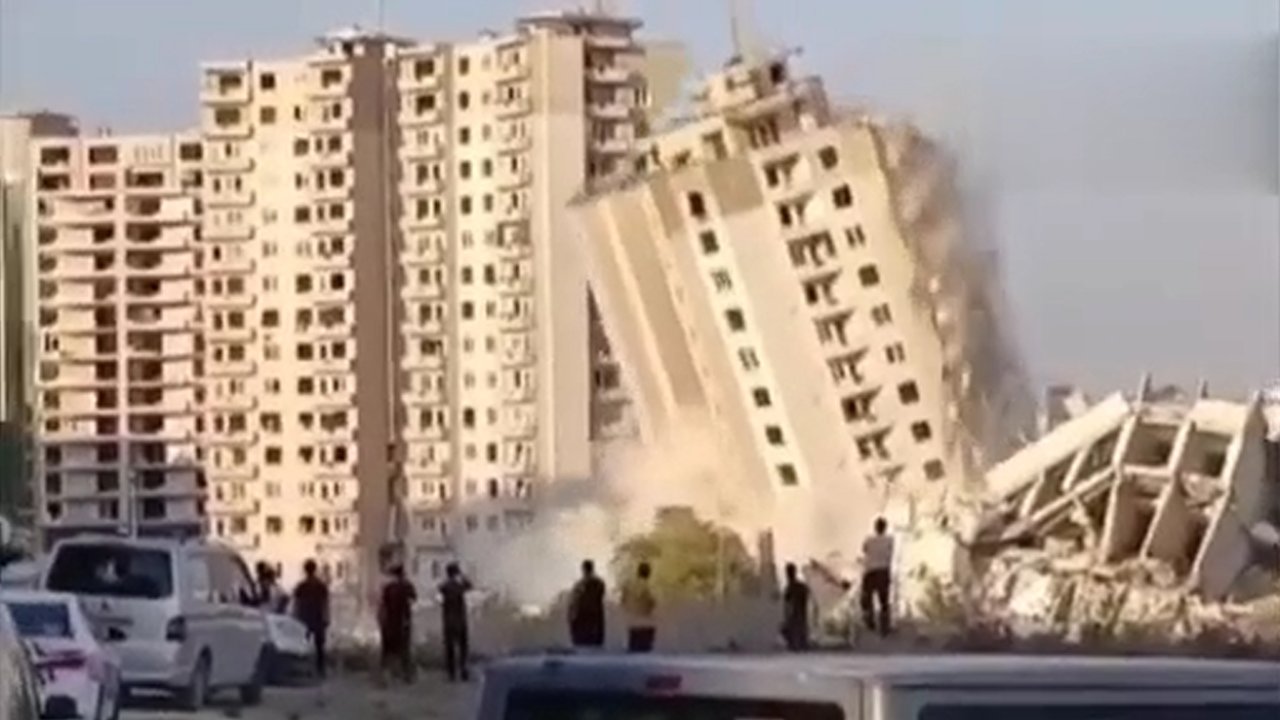 İki katlı bina kendiliğinden çöktü, 16 katlı rezidans yıkıldı