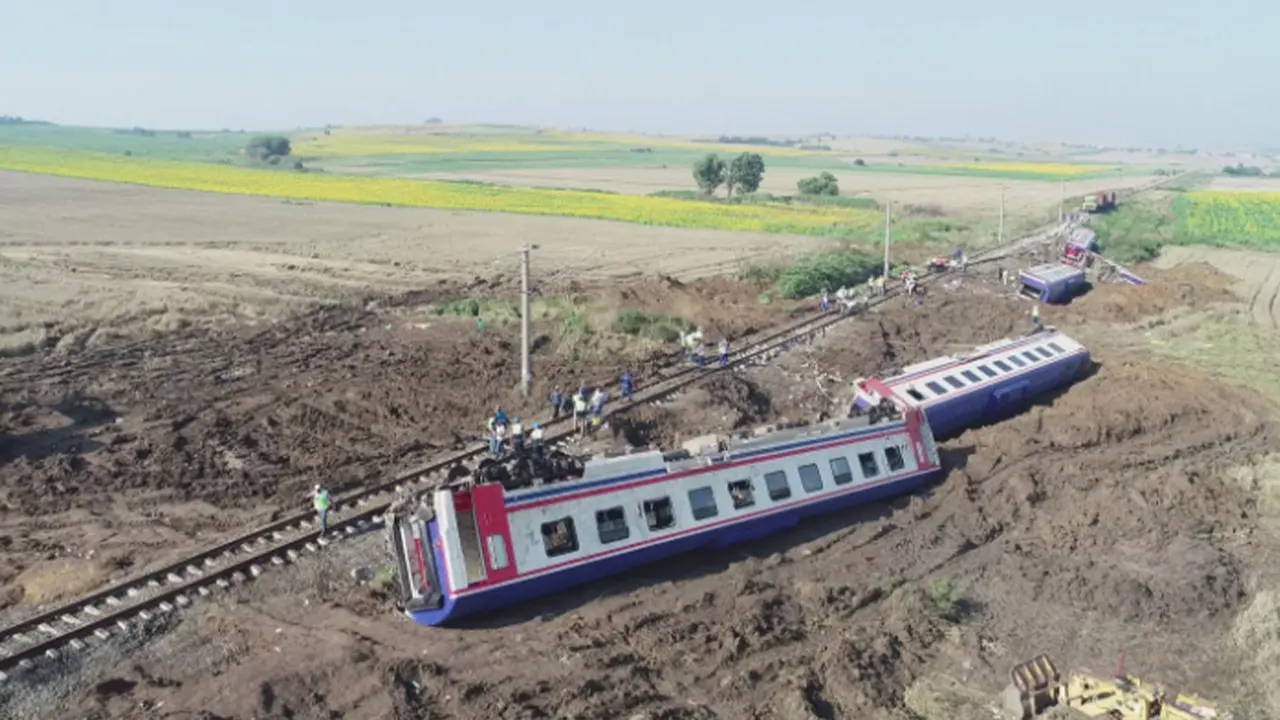 Çorlu'da 25 kişinin öldüğü tren katliamı davası ertelendi