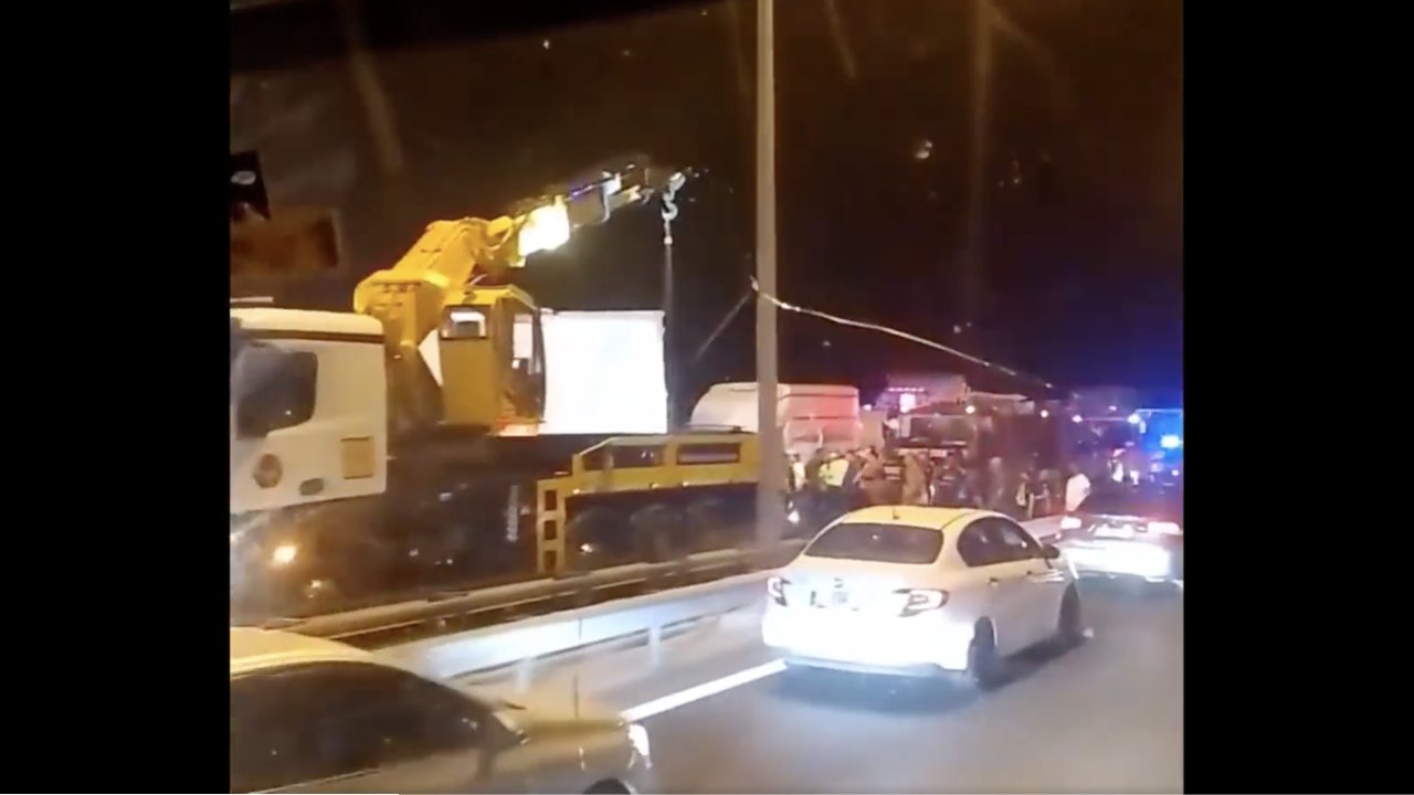 İstanbul'da TEM Otoyolunda feci kaza!