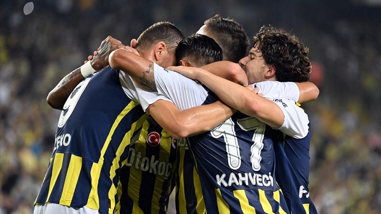 Fenerbahçe Avrupa Konferans Ligi kadrosunu açıkladı