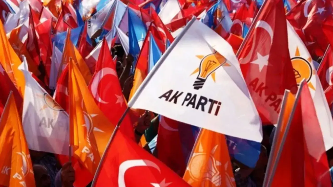 AK Parti'de üç isim İBB adaylığına talip: Adaylık için işaret aldılar mı?