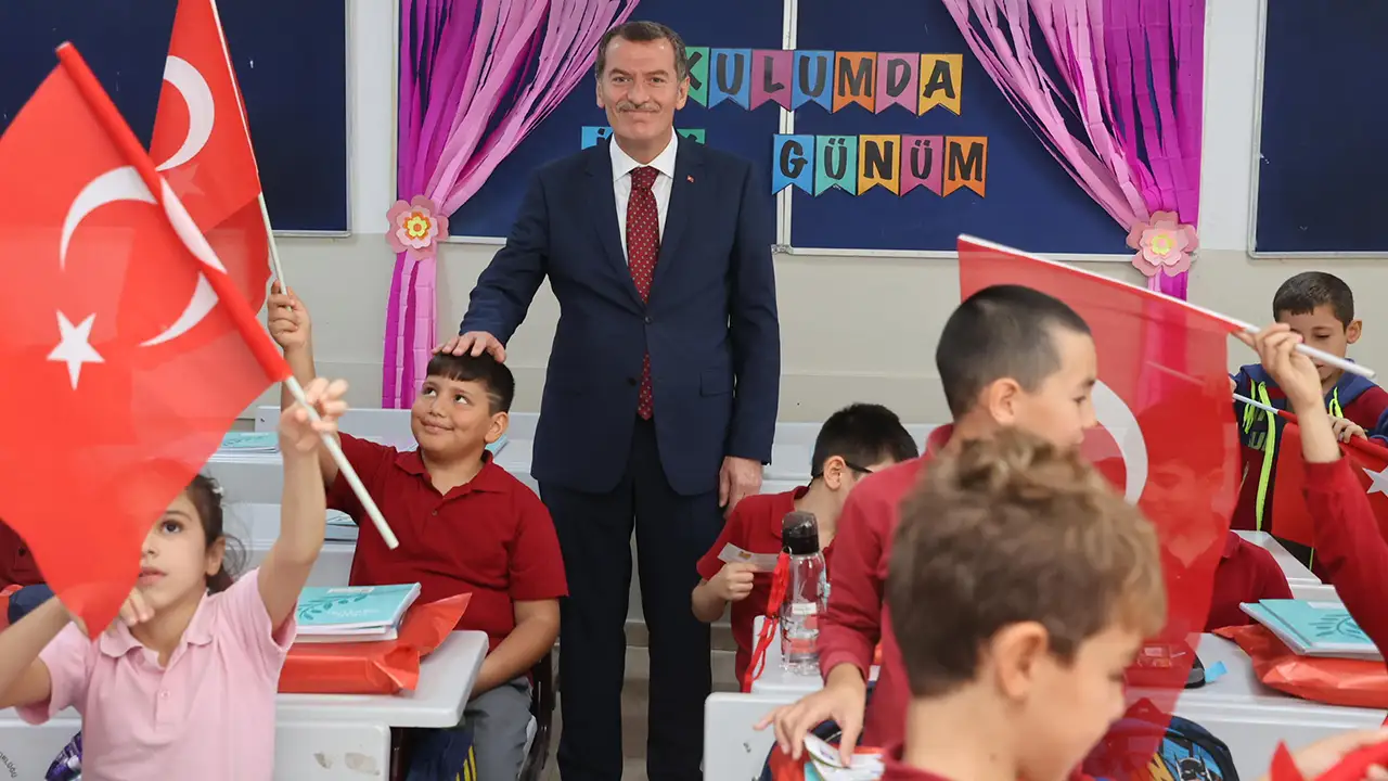 Zyetinburnu Belediye Başkanı Ömer Arısoy: İlçeye 9 yeni okul yaptık